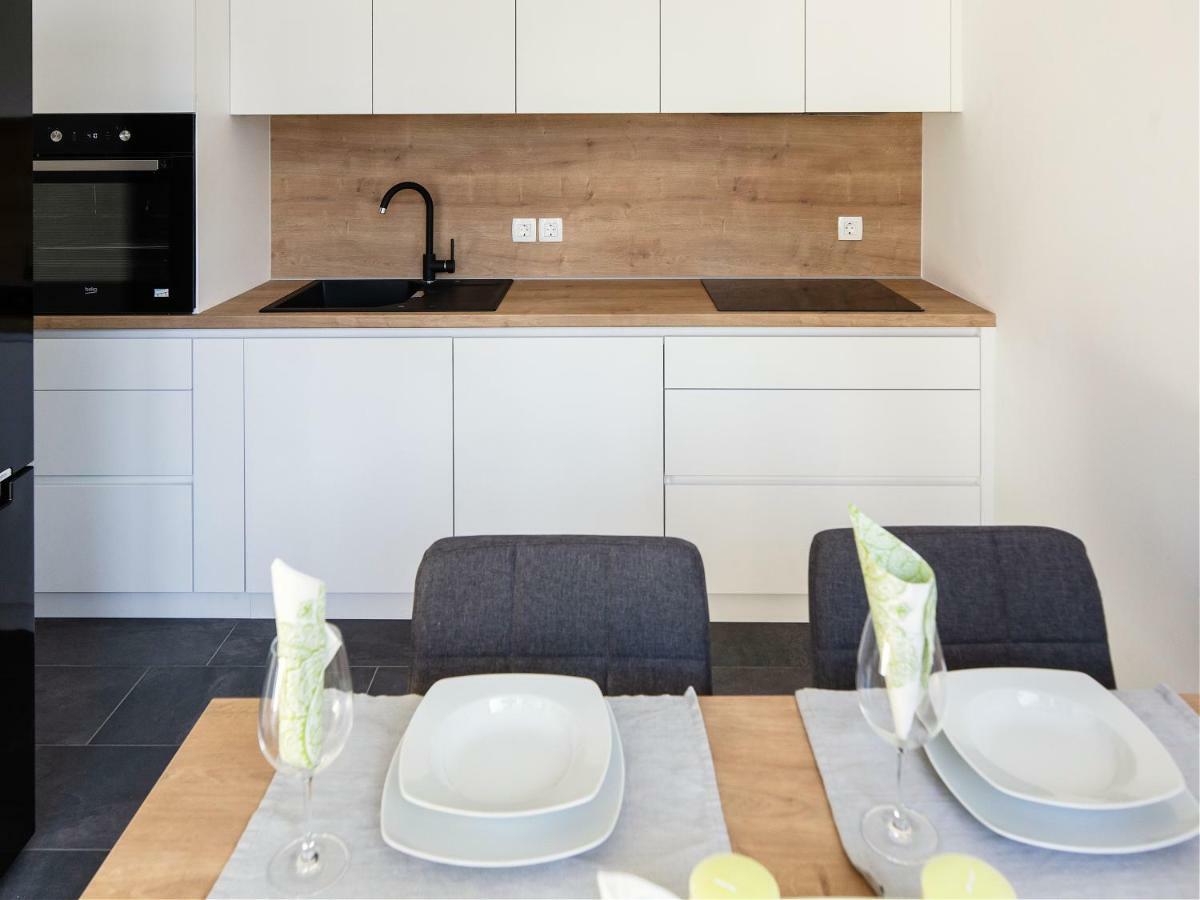 Apartment Amber, Kranjska Gora - Center ภายนอก รูปภาพ